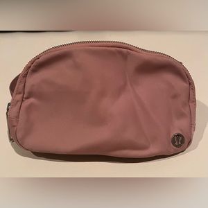 LULULEMON pink pastel EBB